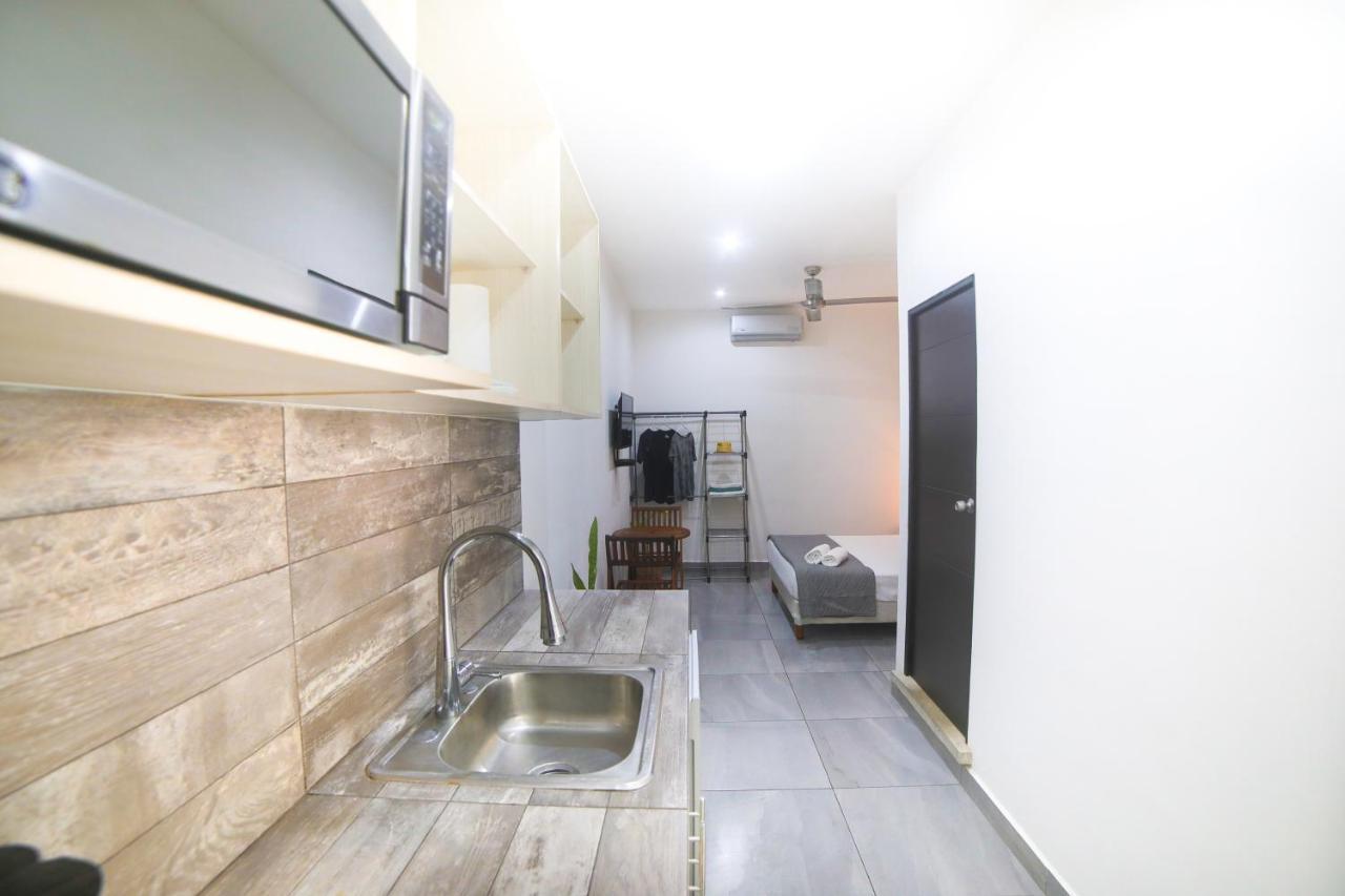Almond Suites Плая-дель-Кармен Экстерьер фото